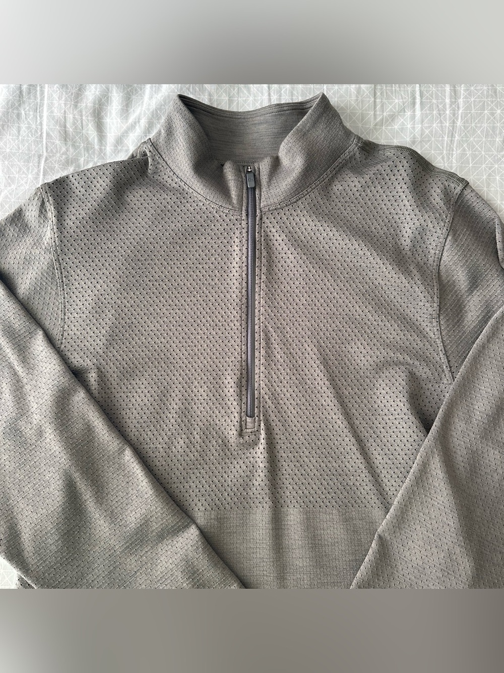 lululemon athletica Men's Midweight Metal vent tech quarter -Zip - taupe/olive